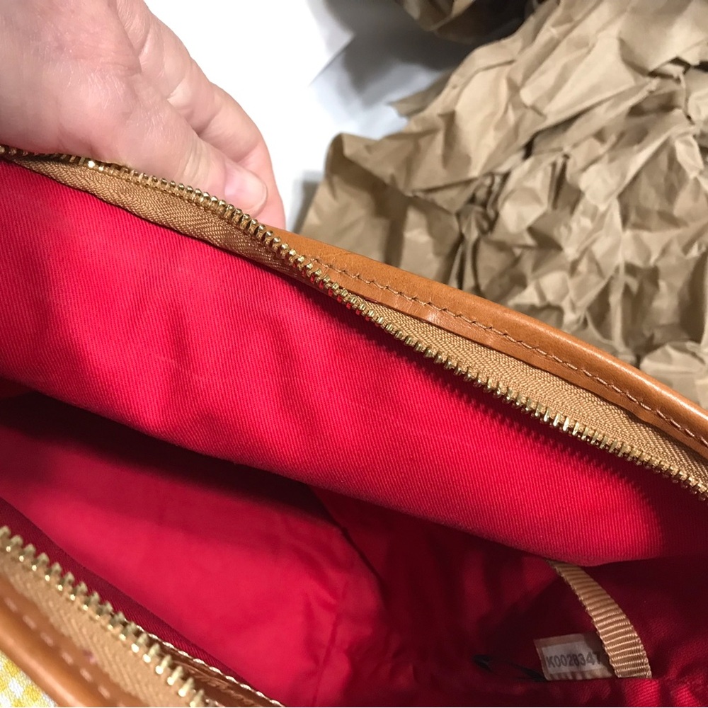 GUC Dooney & Bourke Yellow Gingham Sac - Picture 11 of 12